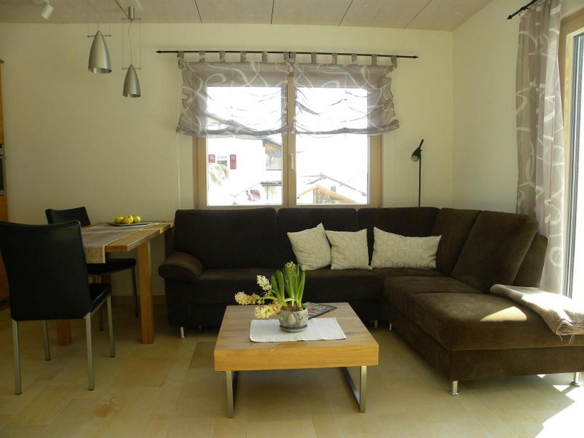 Haus unter den Eichen - Housity