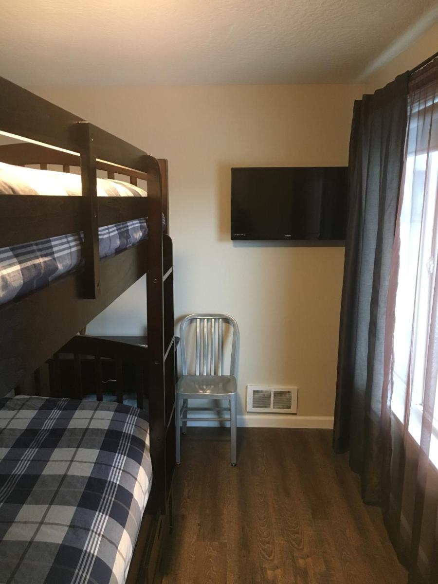 The Waldport Inn - Housity