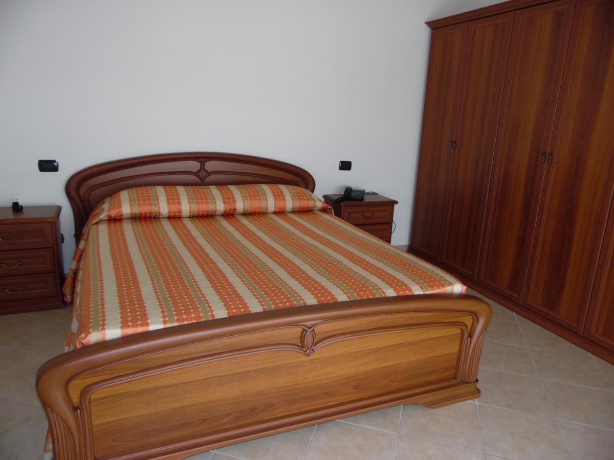 Hotel Coste Del Lago - Housity