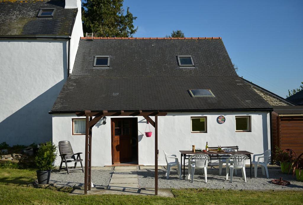 Suitetrails - Carhaix Cottage