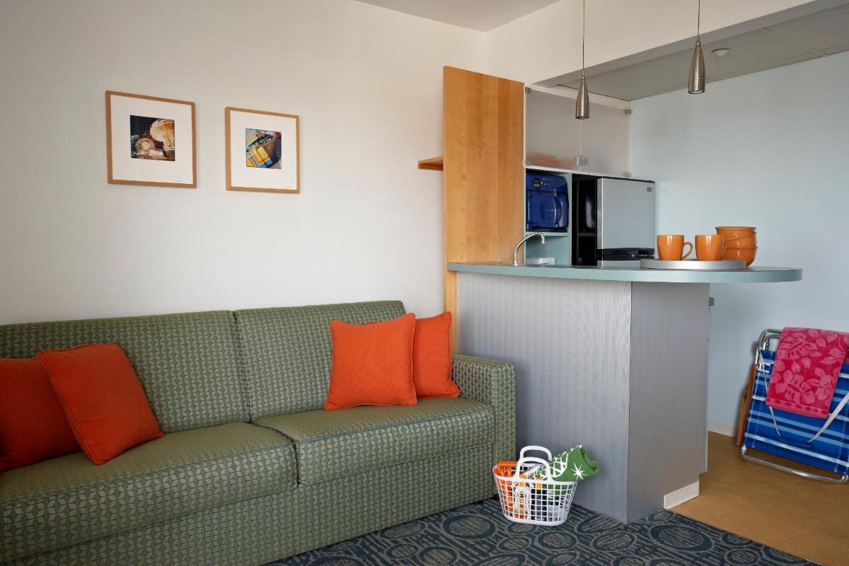 The StarLux - Housity