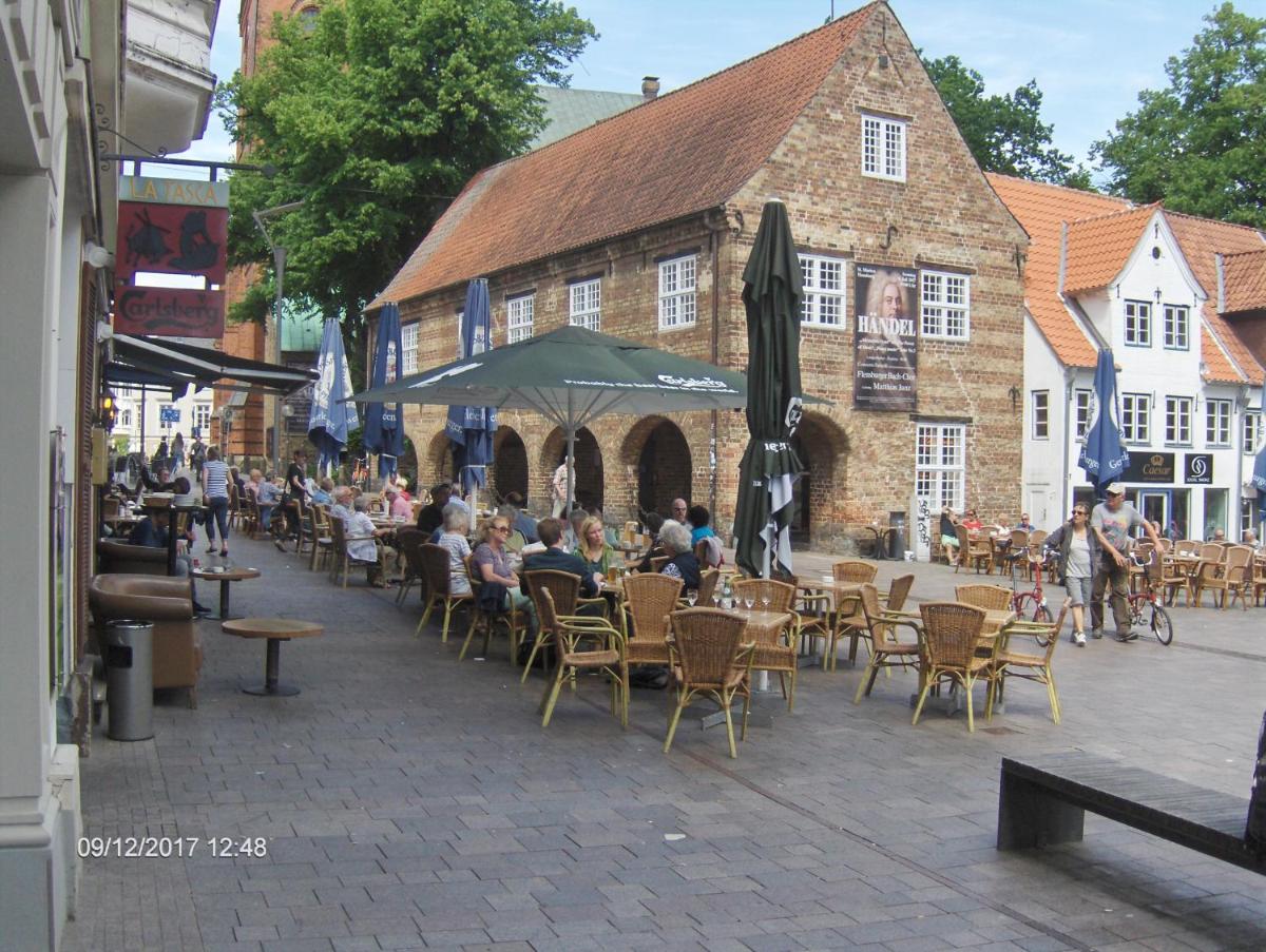 Hotel Frøslev Kro - Housity