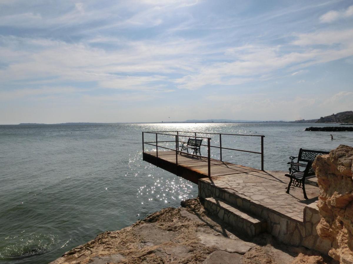 Panoramic Sea View Apartment Crown, Pools and Beach, Sveti Vlas - Housity