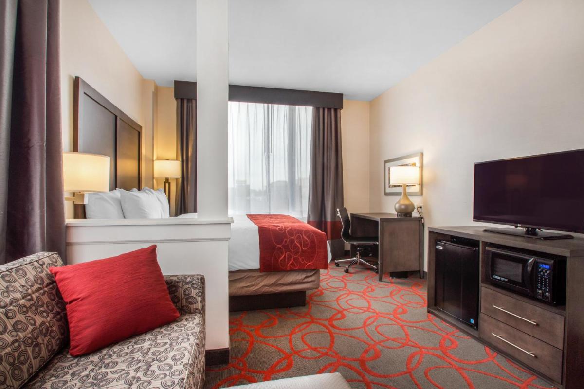 Comfort Inn & Suites near Stadium - Housity