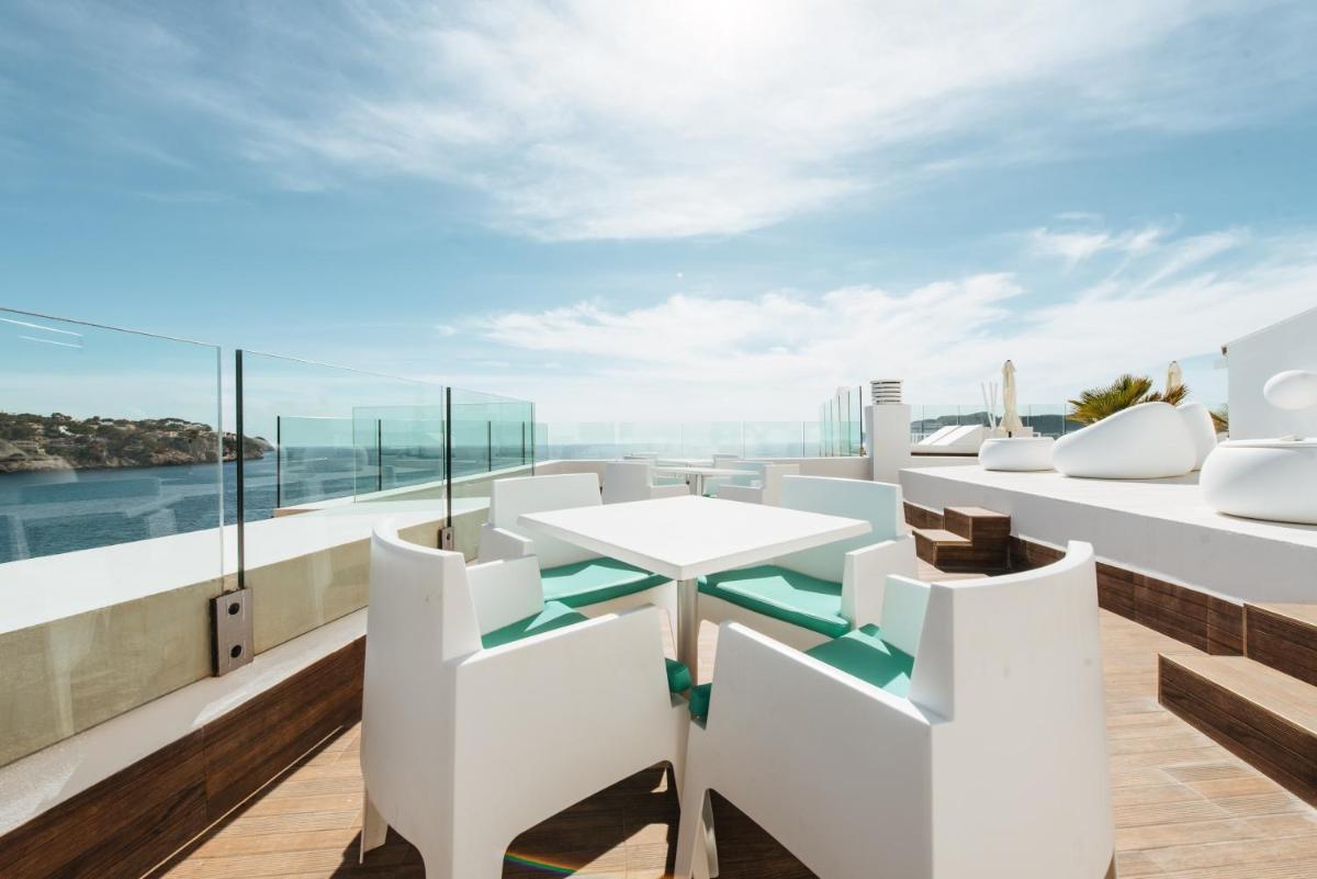 Un balcón o terraza de Sentido Fido Punta del Mar Hotel & Spa - Adults Only