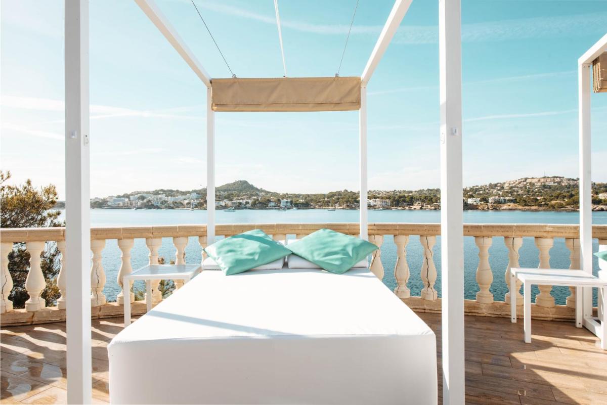 Un balcón o terraza de Sentido Fido Punta del Mar Hotel & Spa - Adults Only