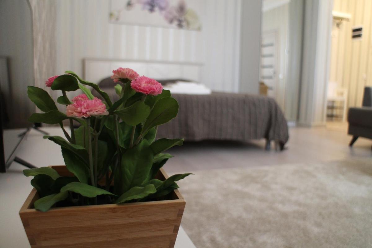 Ernaz Plus Apartments: Promenade Expo - Housity