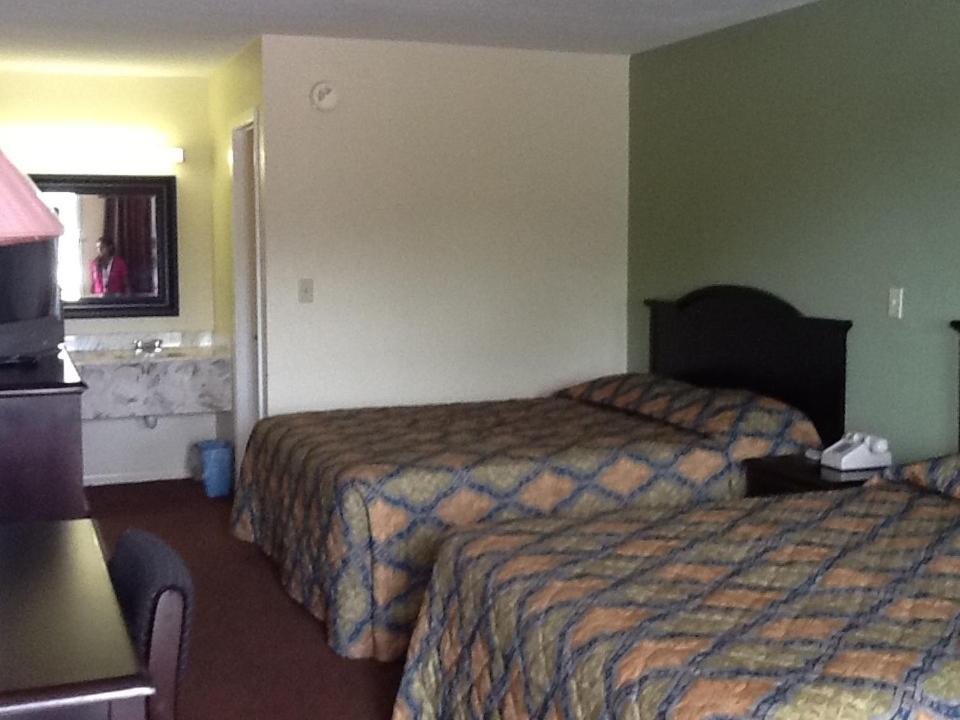 Relax Inn - Lakeland - Housity