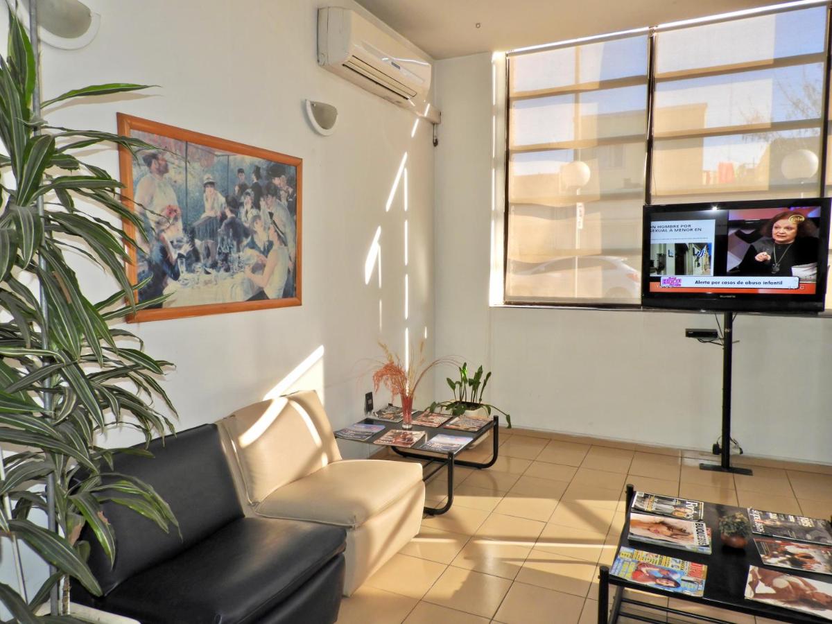 Hotel Tres Cruces - Housity