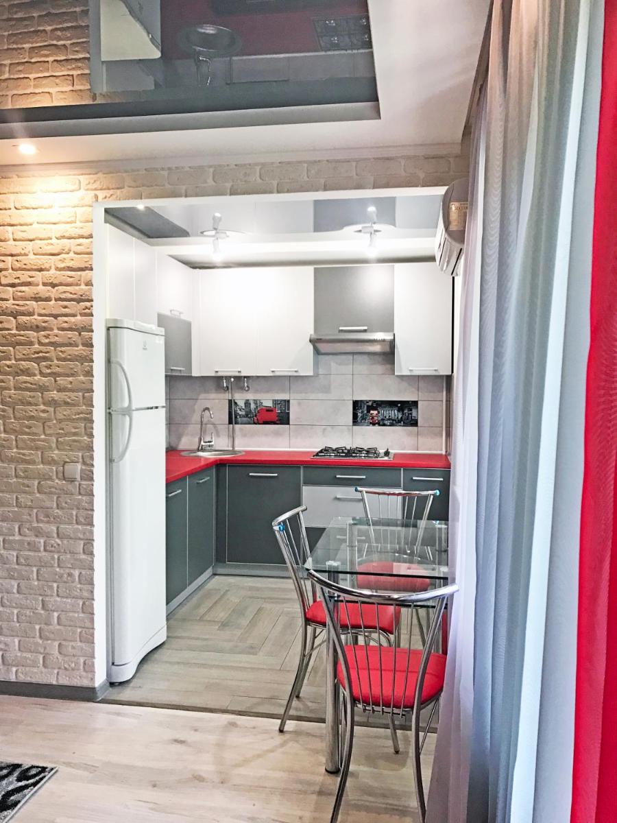 Apartment on Pushkina (Prospect Soborniy) - Housity