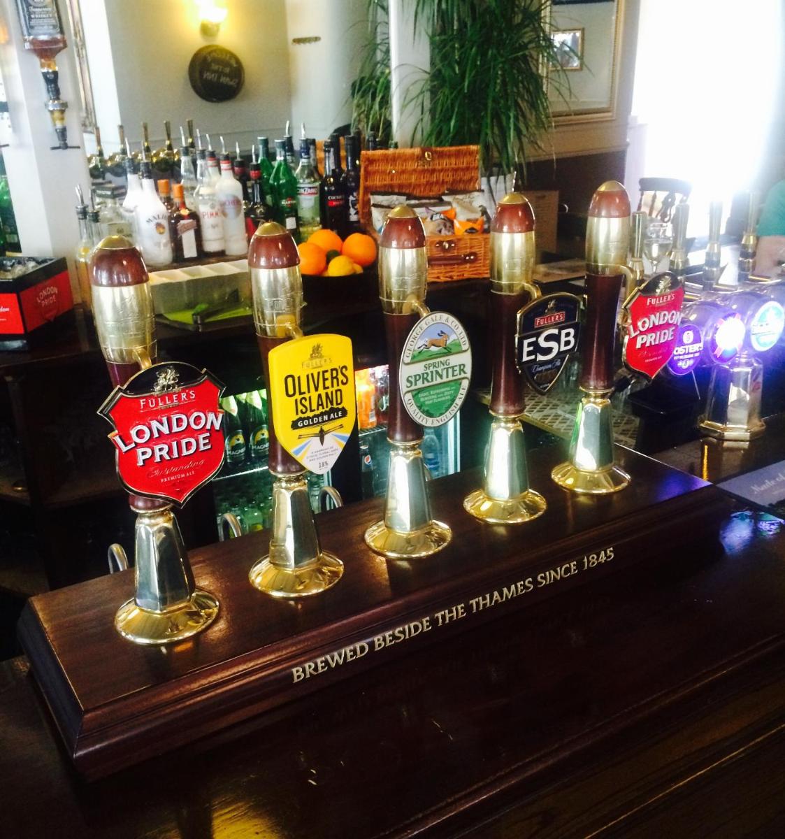 The Swan Inn Pub - Housity