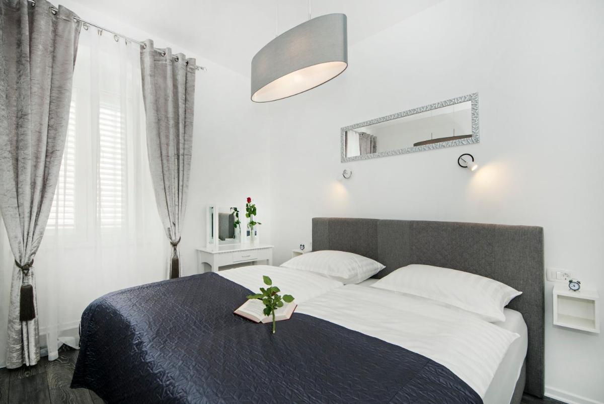 Apartments Mihaela - Housity