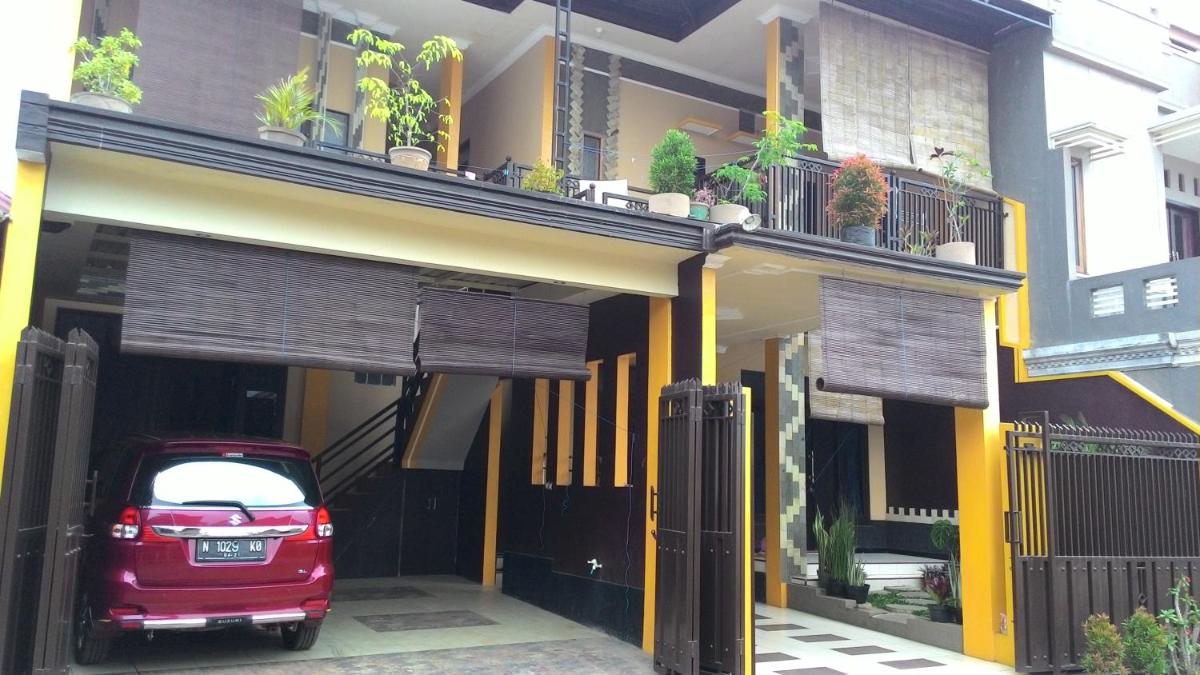 Homestay Browniez - Housity