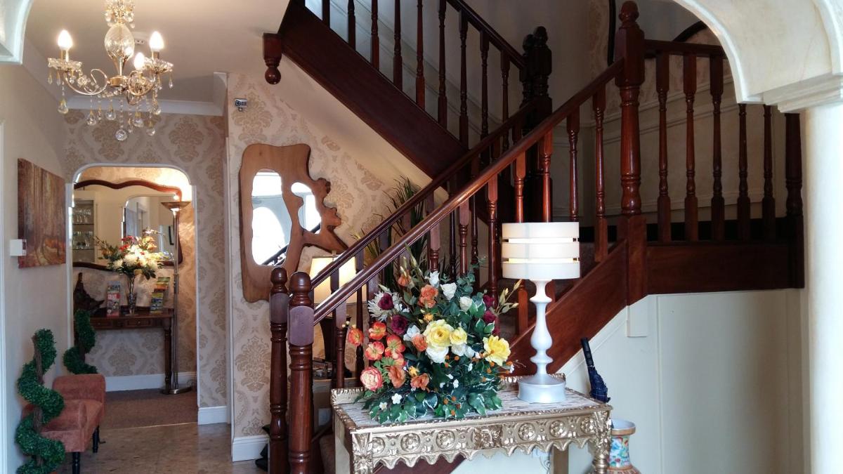 Abacus Guesthouse - Housity