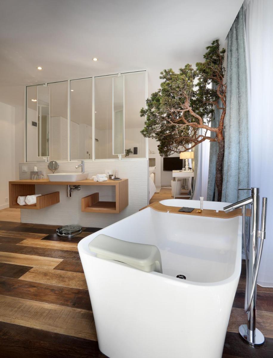 Salle de bains dans l'établissement Petit Hôtel Confidentiel