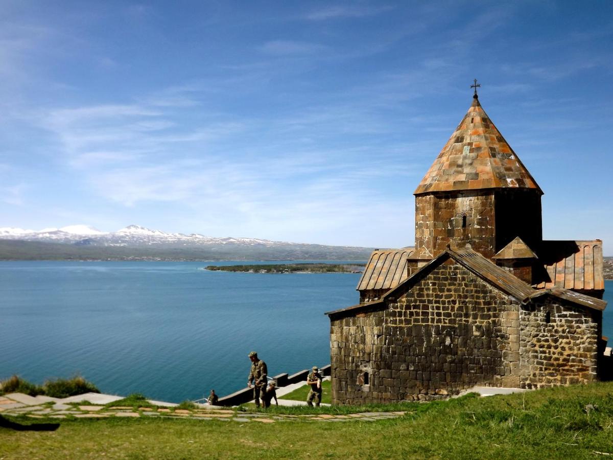 Sevan lake cottage in Lavanda city - Housity