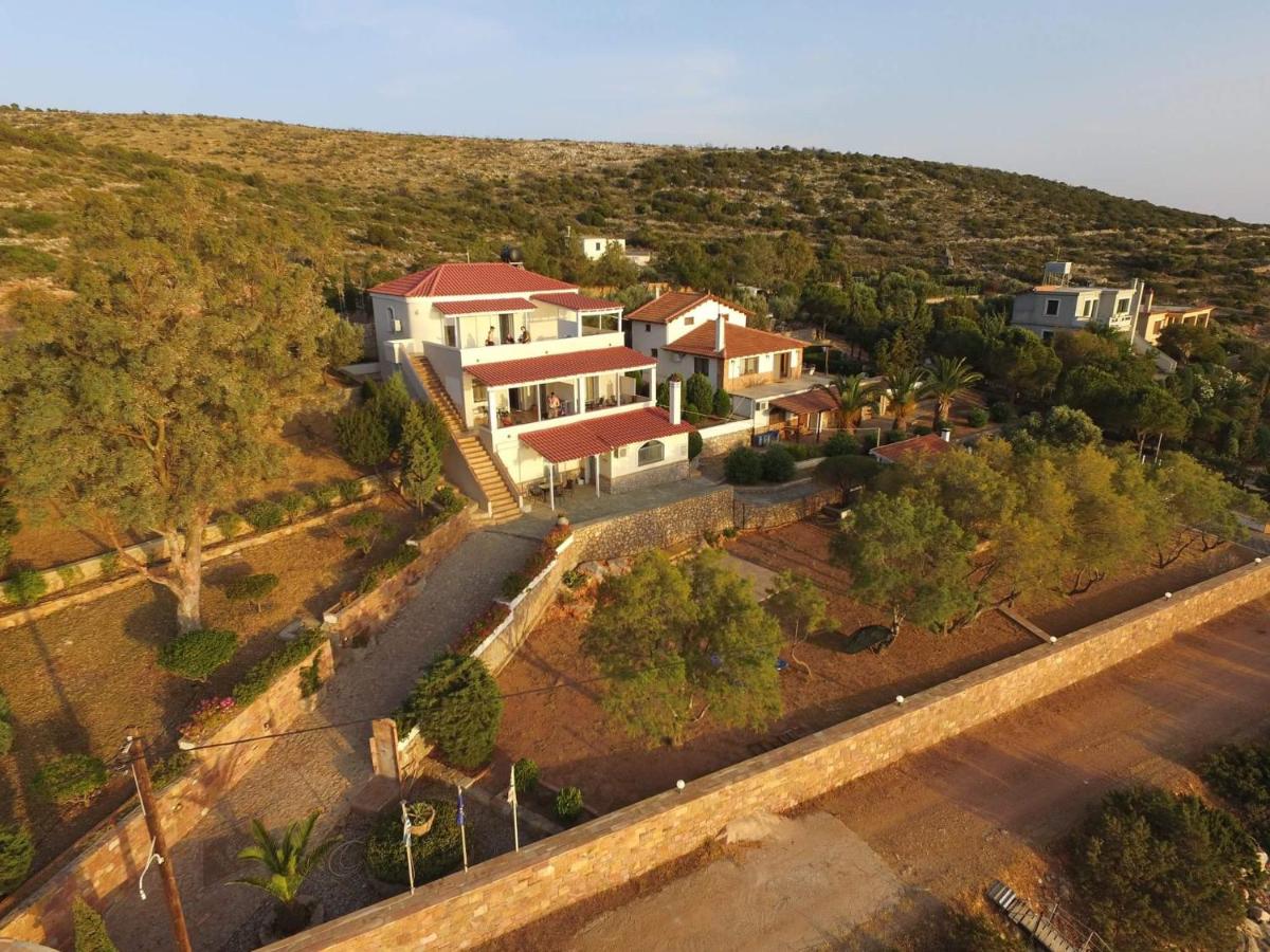 Louiza Apartments - Housity