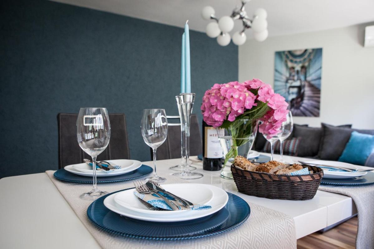 Silver & Gold Apartment - Housity