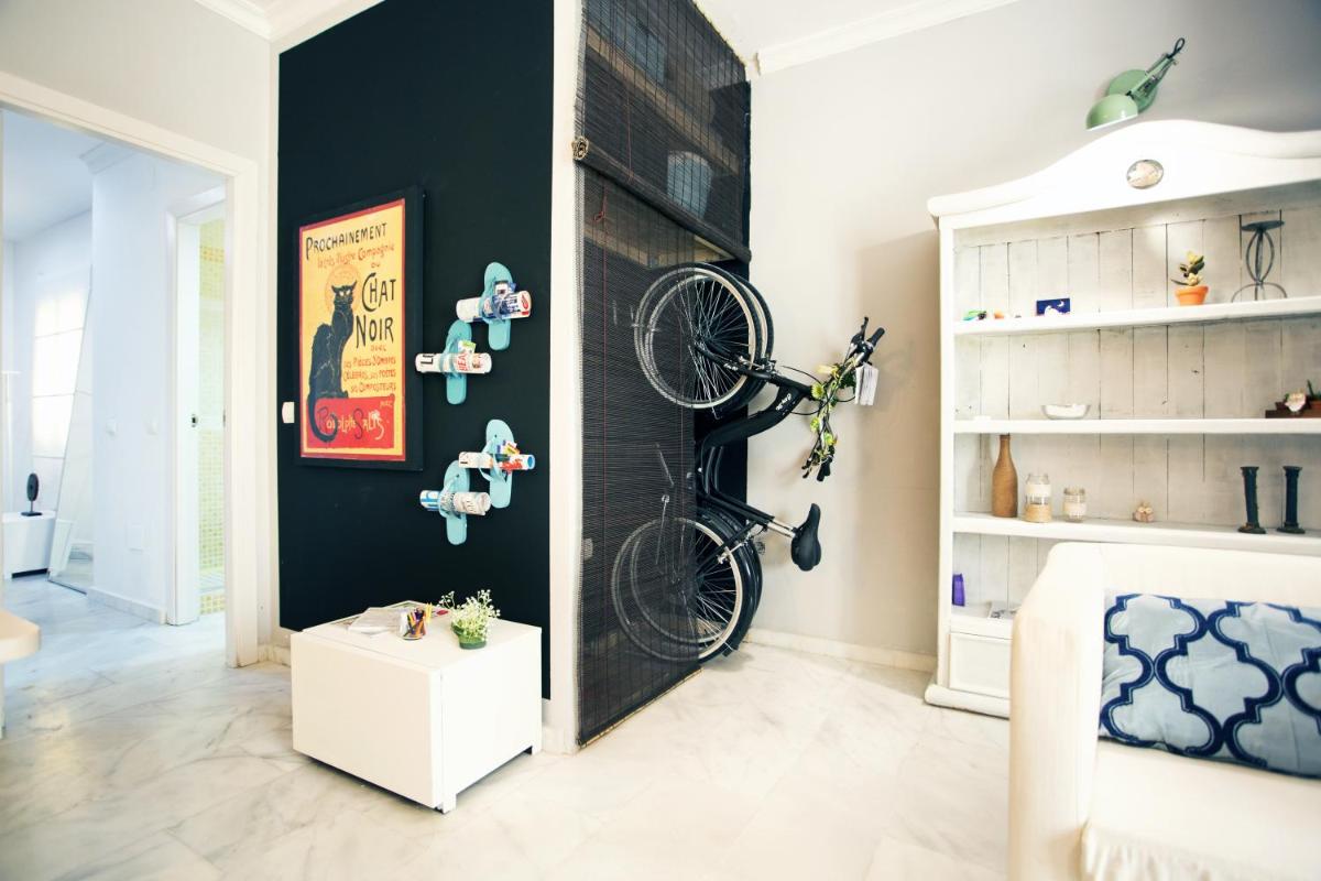 Suitetrails - Cute Center Apartment