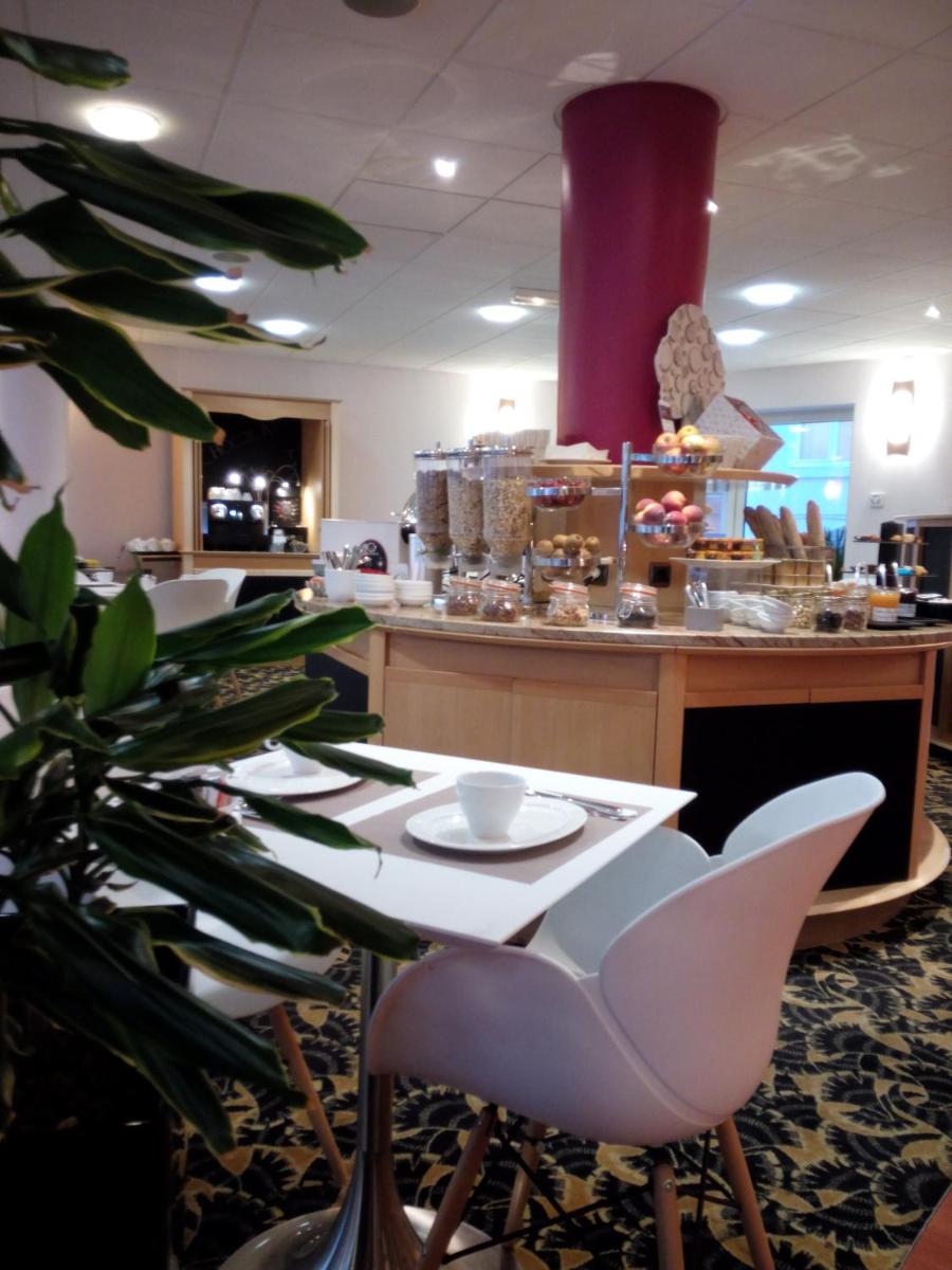 Nourriture dans l'hôtel ou à proximité