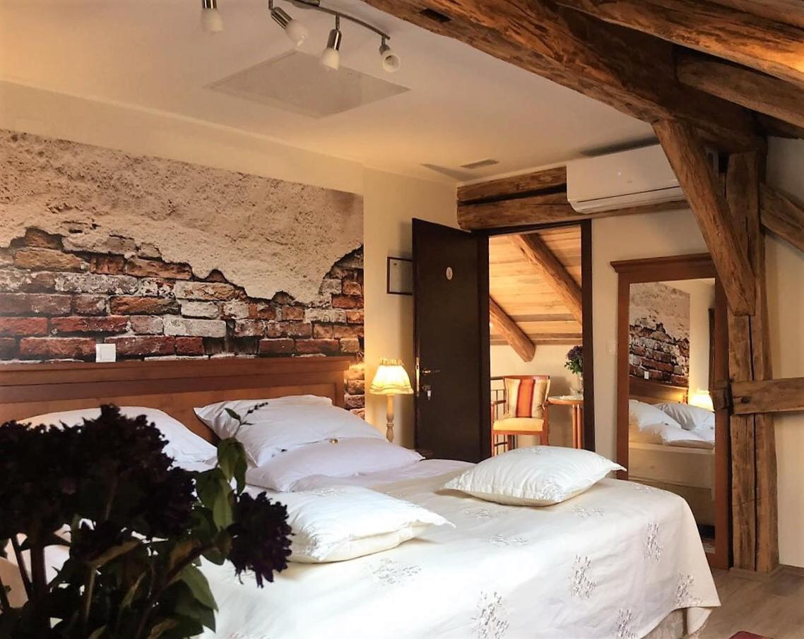 Guesthouse Žganjer - Housity