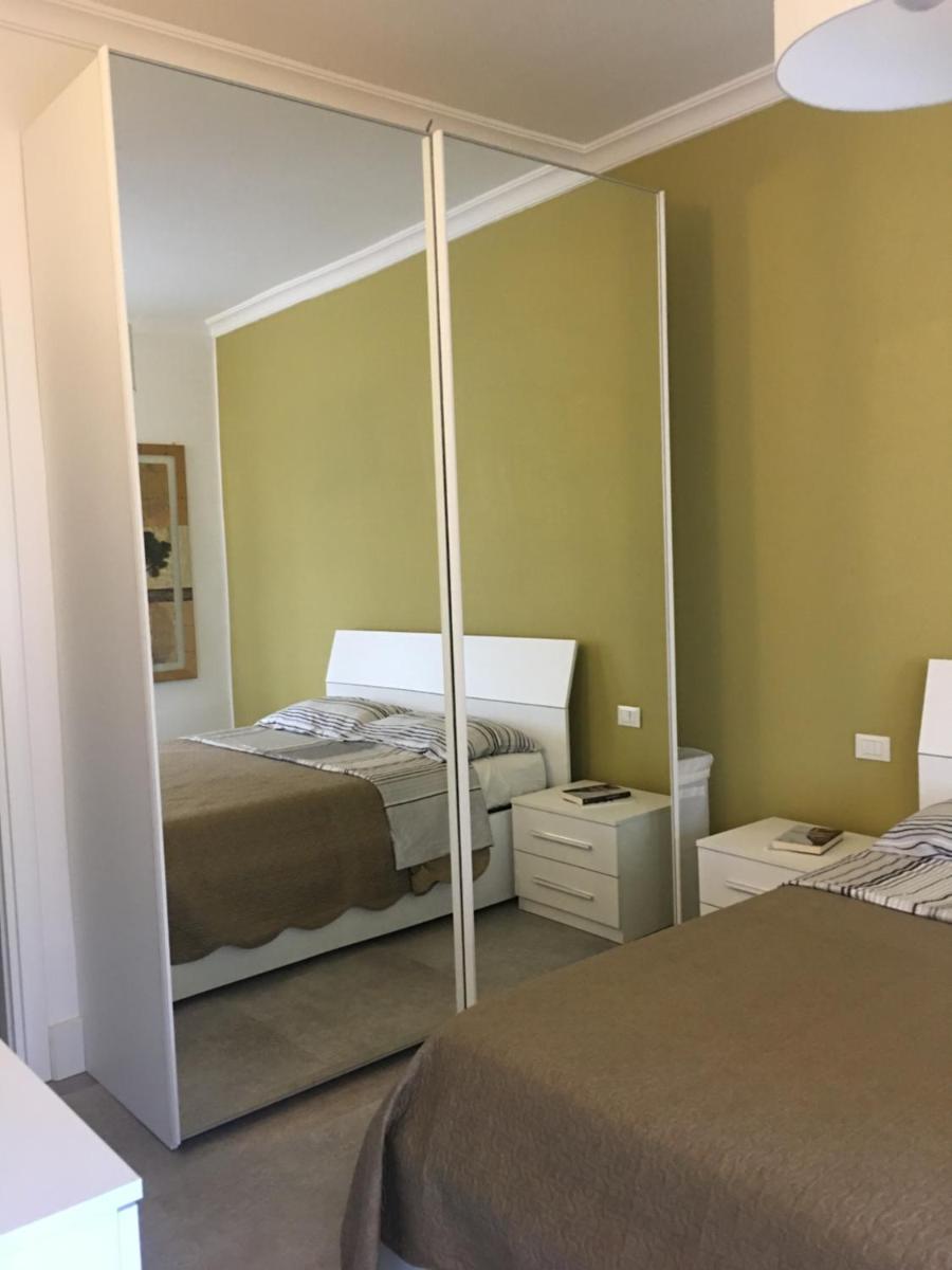Marcus Room - Housity