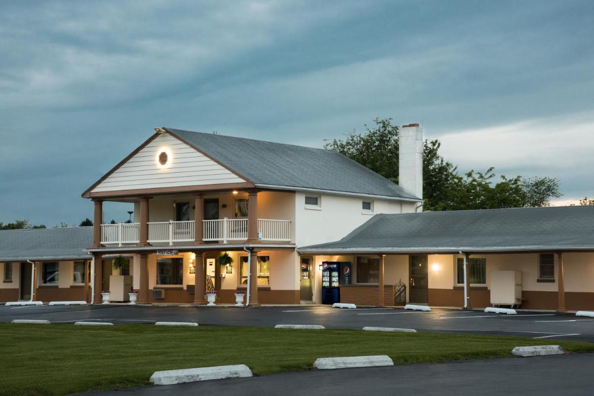 Knights Inn Palmyra - Housity