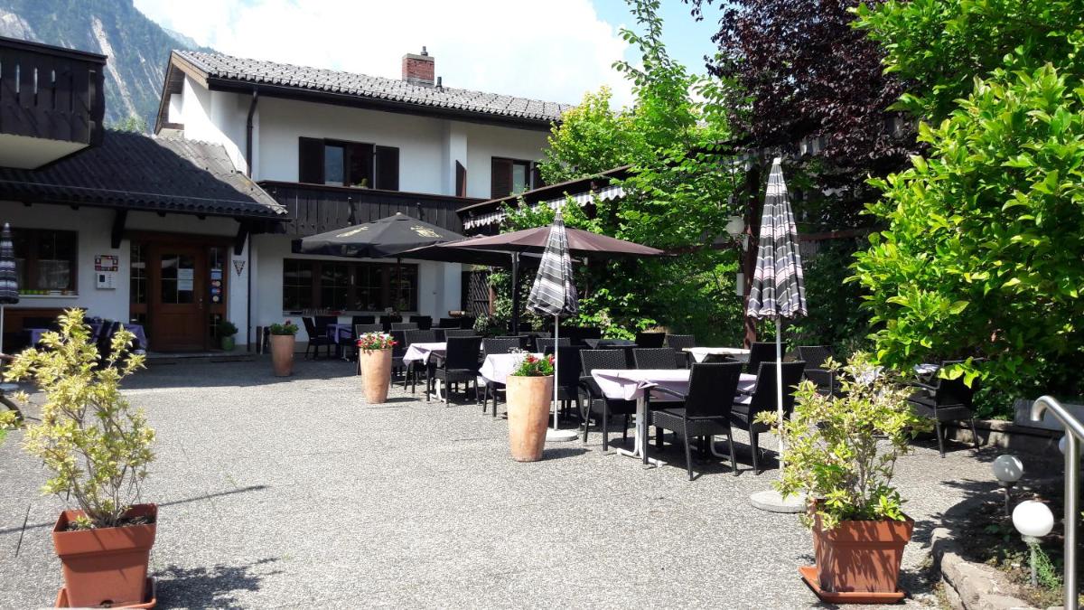 Pension Alfenz - Housity