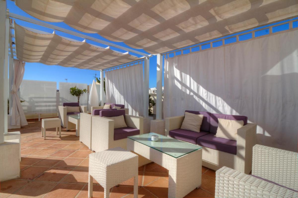 Zona de estar de Hotel Royal Plaza
