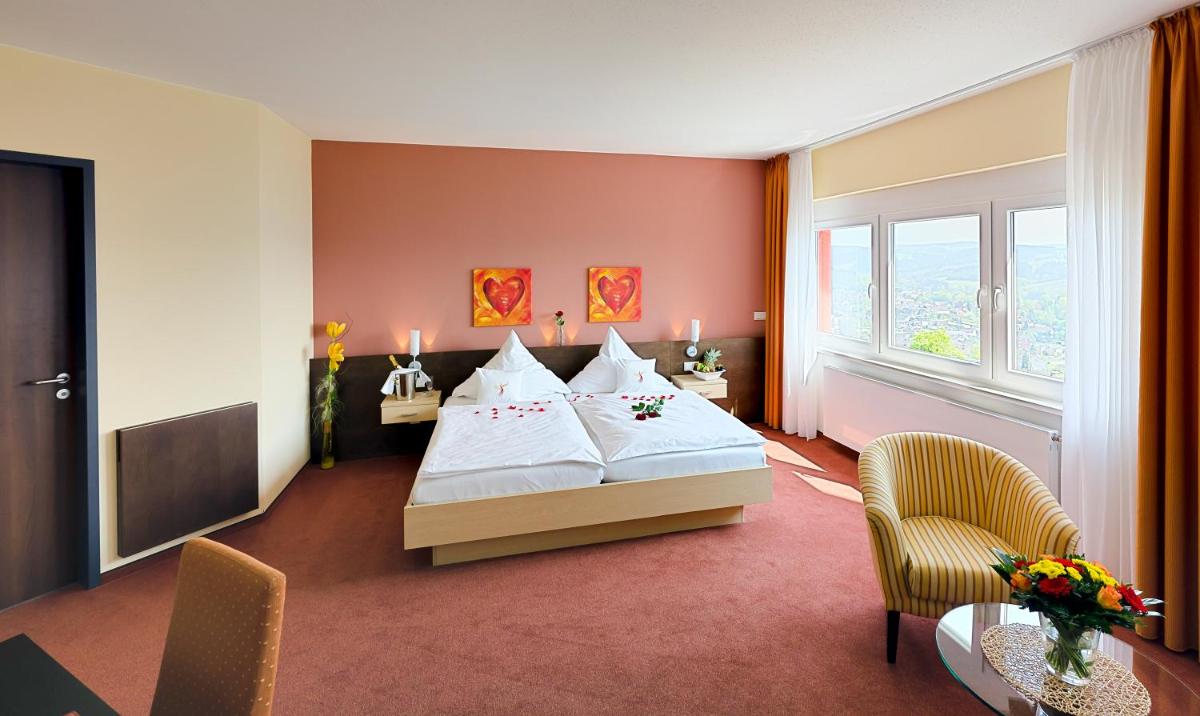 Phönix Hotel - Housity