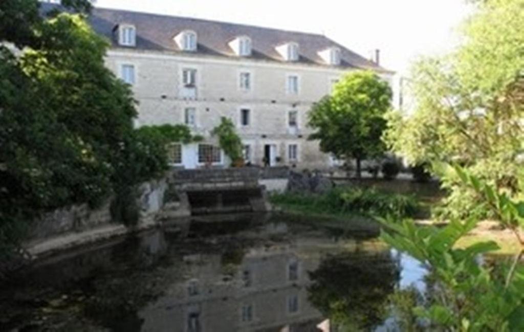 Le Moulin de Poilly - Housity
