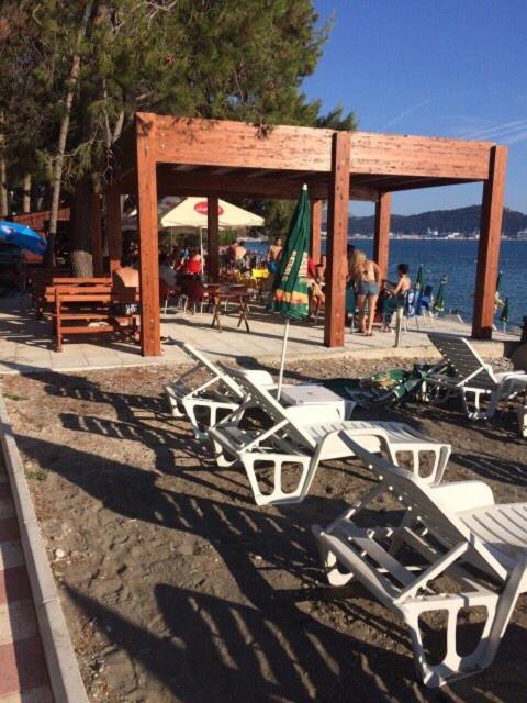 Apartments Cecunjanin - Housity