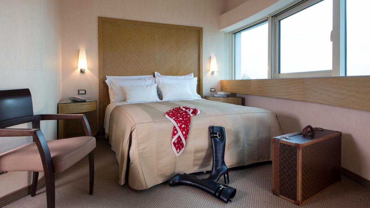 Enea Hotel Aprilia - Housity