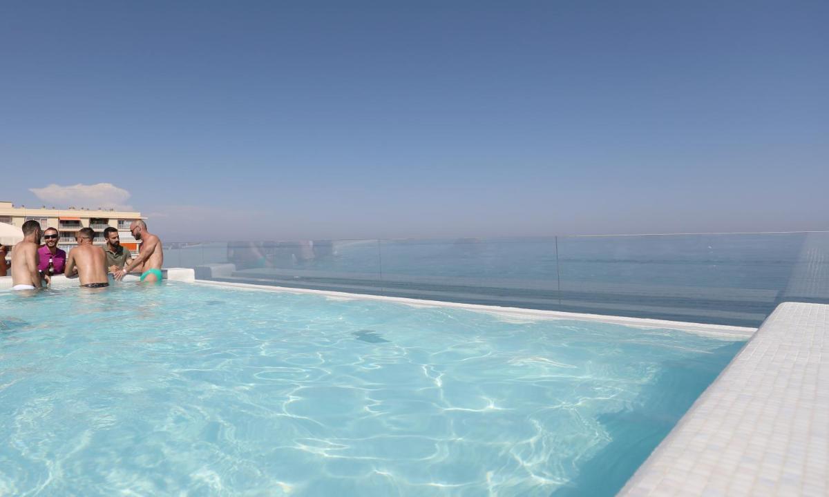 Piscina en o cerca de Hotel Ritual Torremolinos- Adults Only