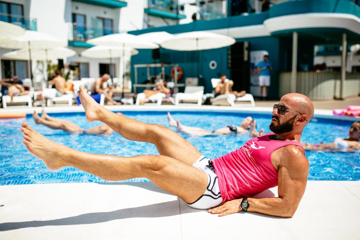 Clientes alojados en Hotel Ritual Torremolinos- Adults Only