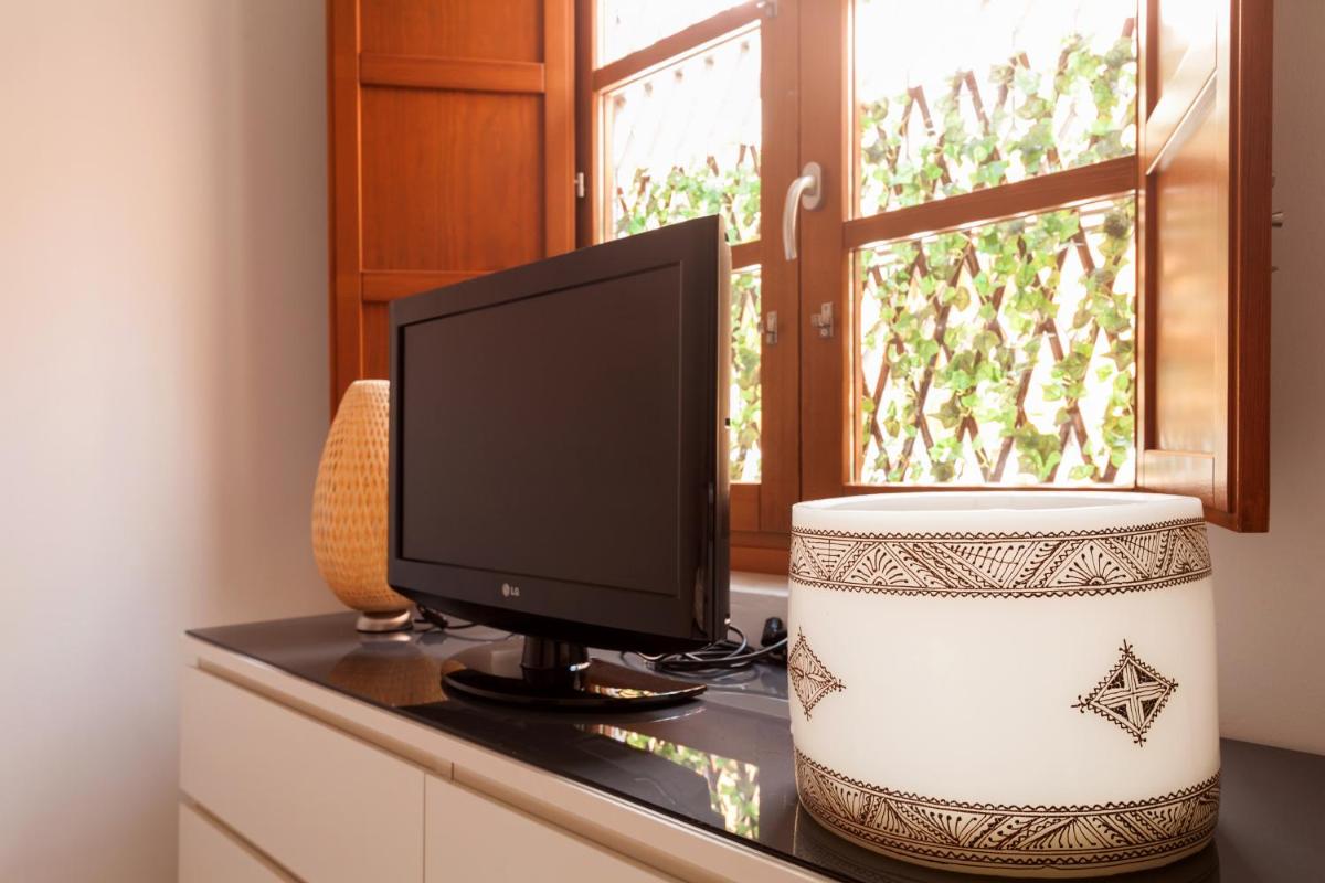 Suitetrails - Luxury Rooftop - Space Maison Apartments