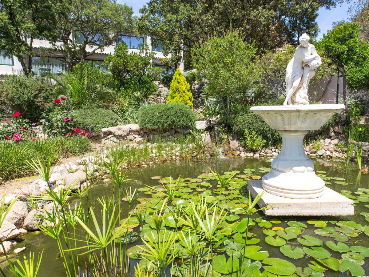Jardin de l'établissement Hôtel Le Roi Théodore & Spa