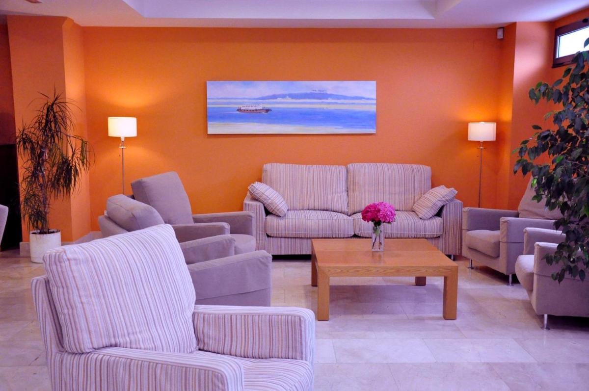 Zona de estar de Hotel San Millán