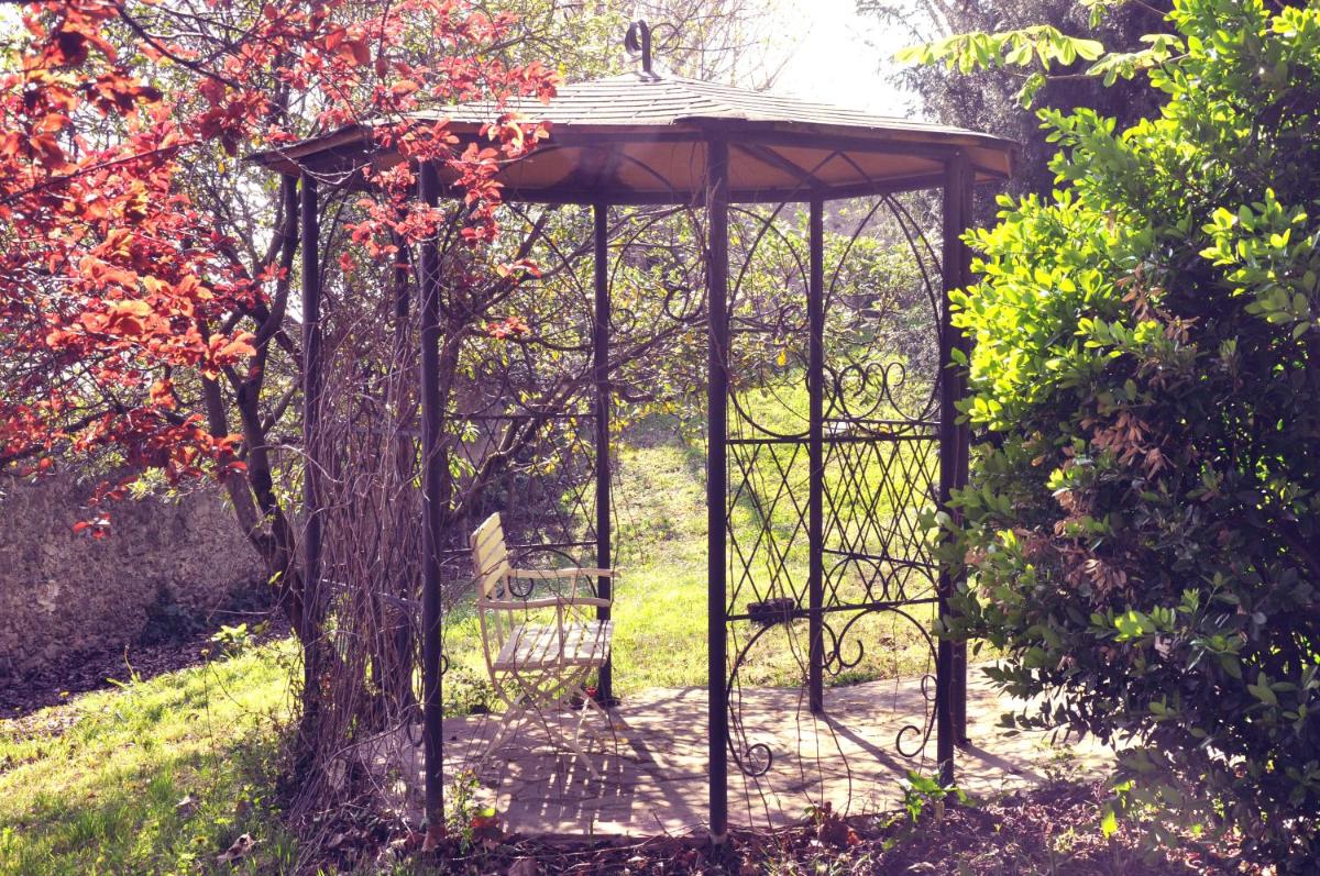 Jardín al aire libre en Hotel San Millán