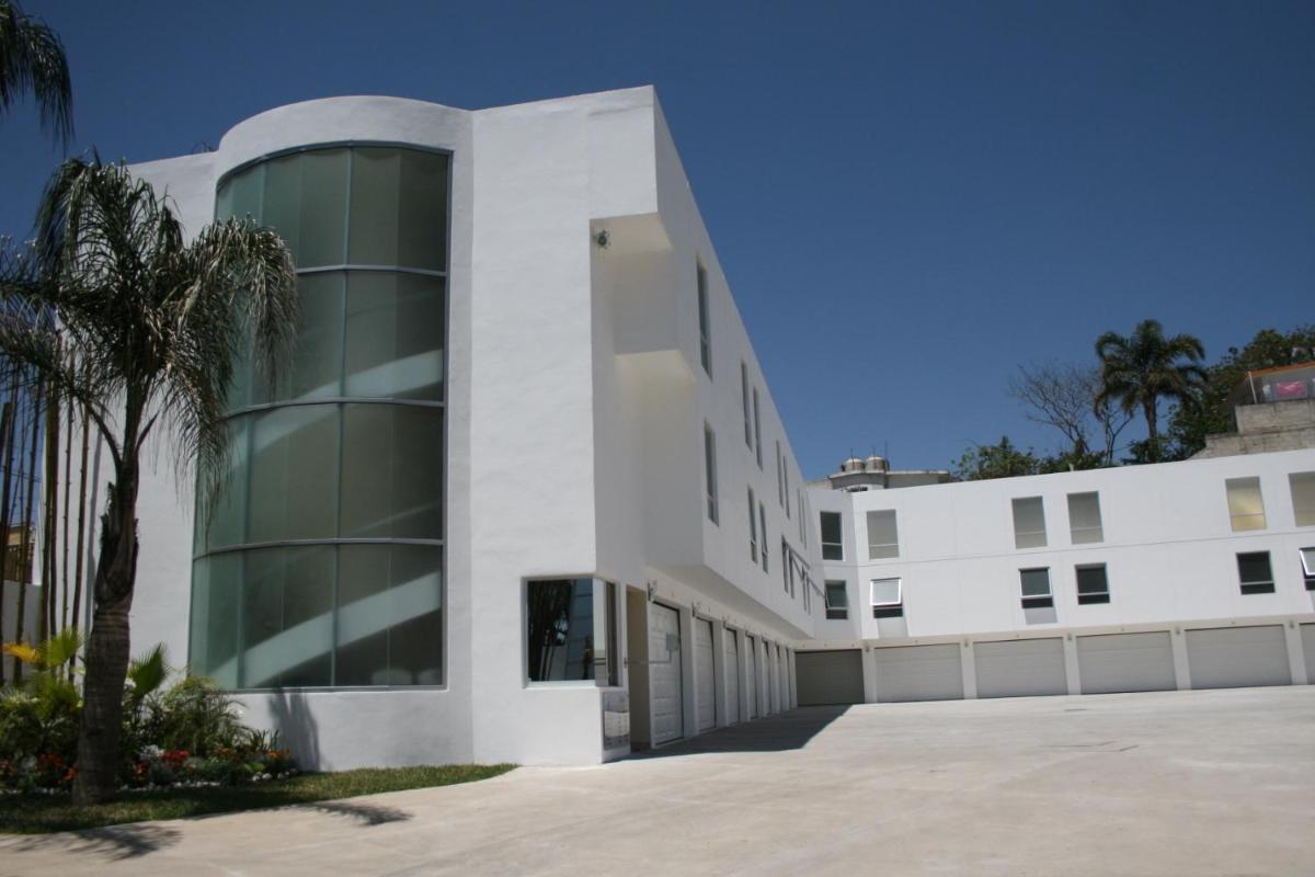 Auto Hotel Mediterráneo - Housity