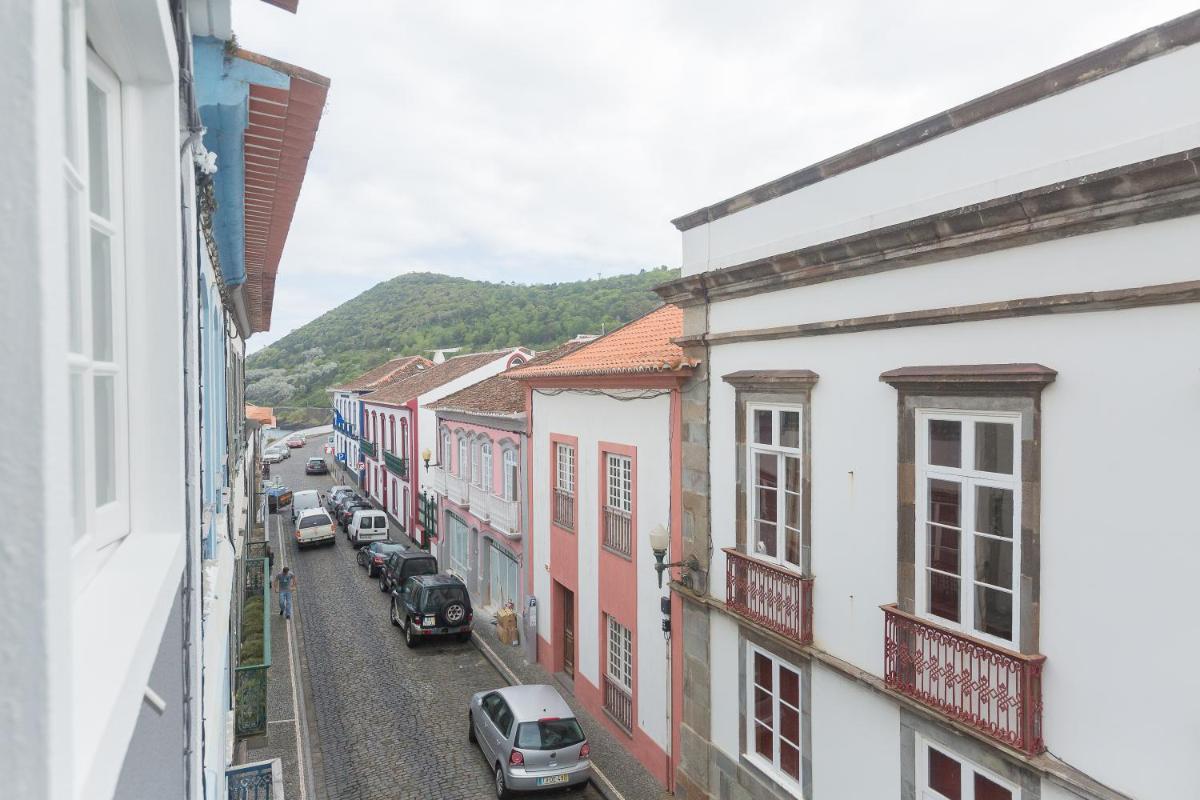 Brivaldo Guest House - Housity