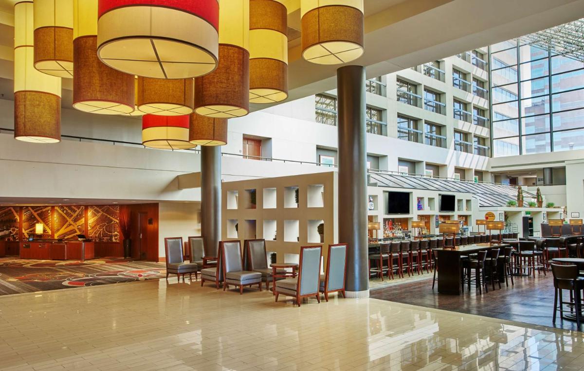 Hyatt Regency Lexington - Housity