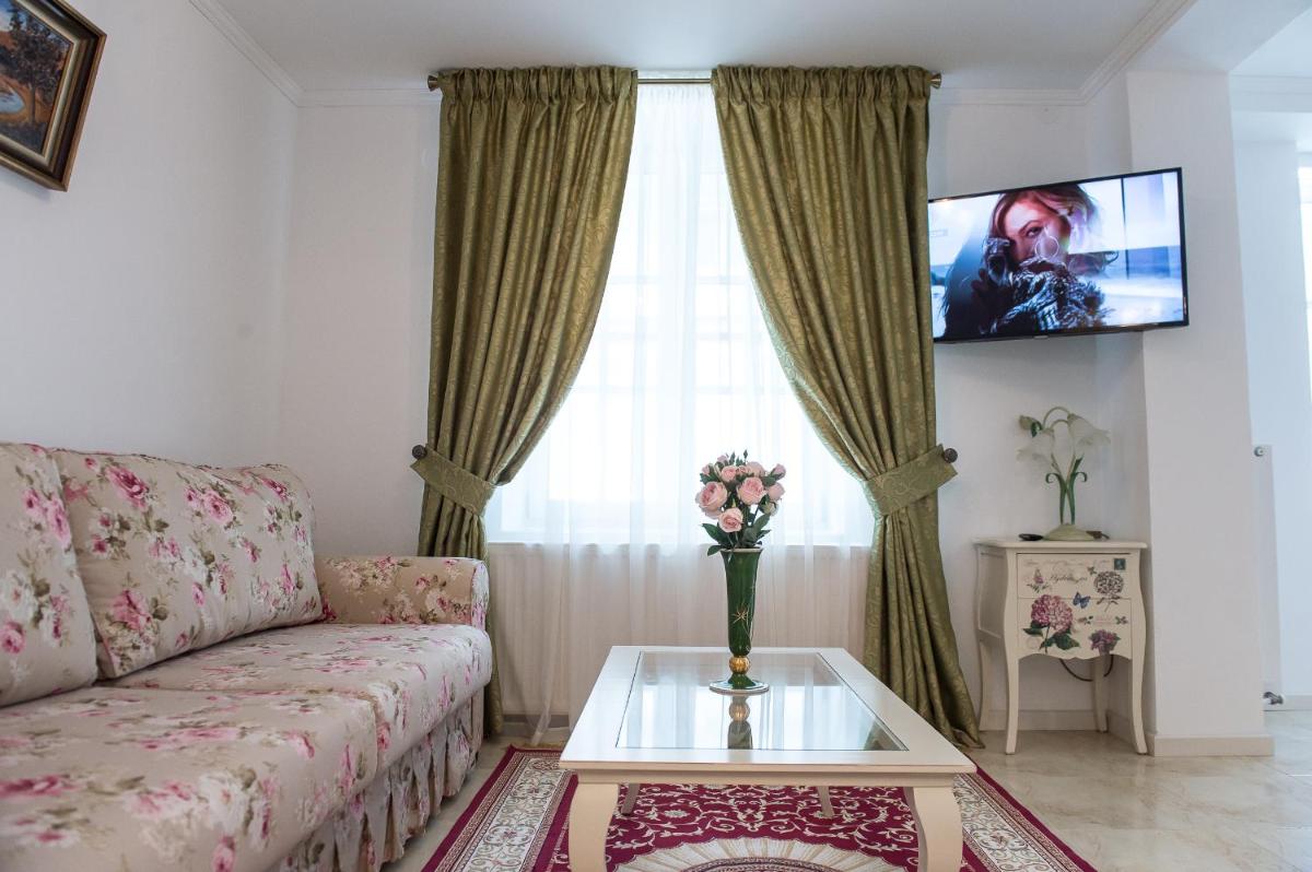 Baroc Apartments & Studio Sibiu - Housity