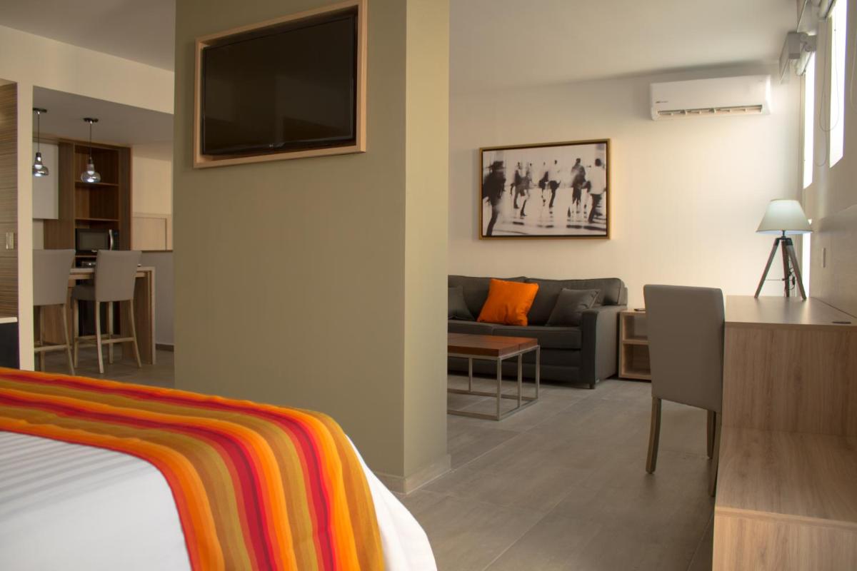 Hangar Inn Guadalajara Aeropuerto - Housity