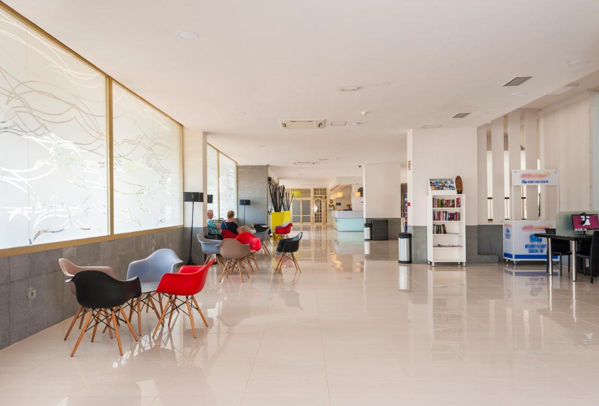 Zona de estar de Kn Aparthotel Columbus