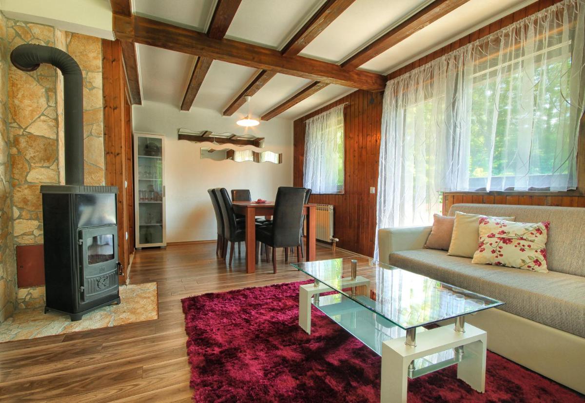 Suitetrails - Estavela Holiday home