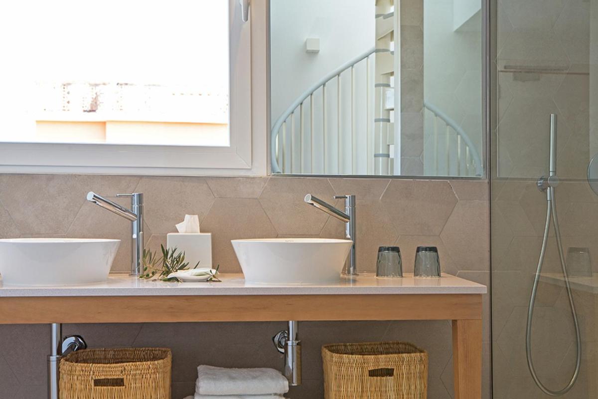 Un baño de Myseahouse Flamingo - Adults Only 4* Sup