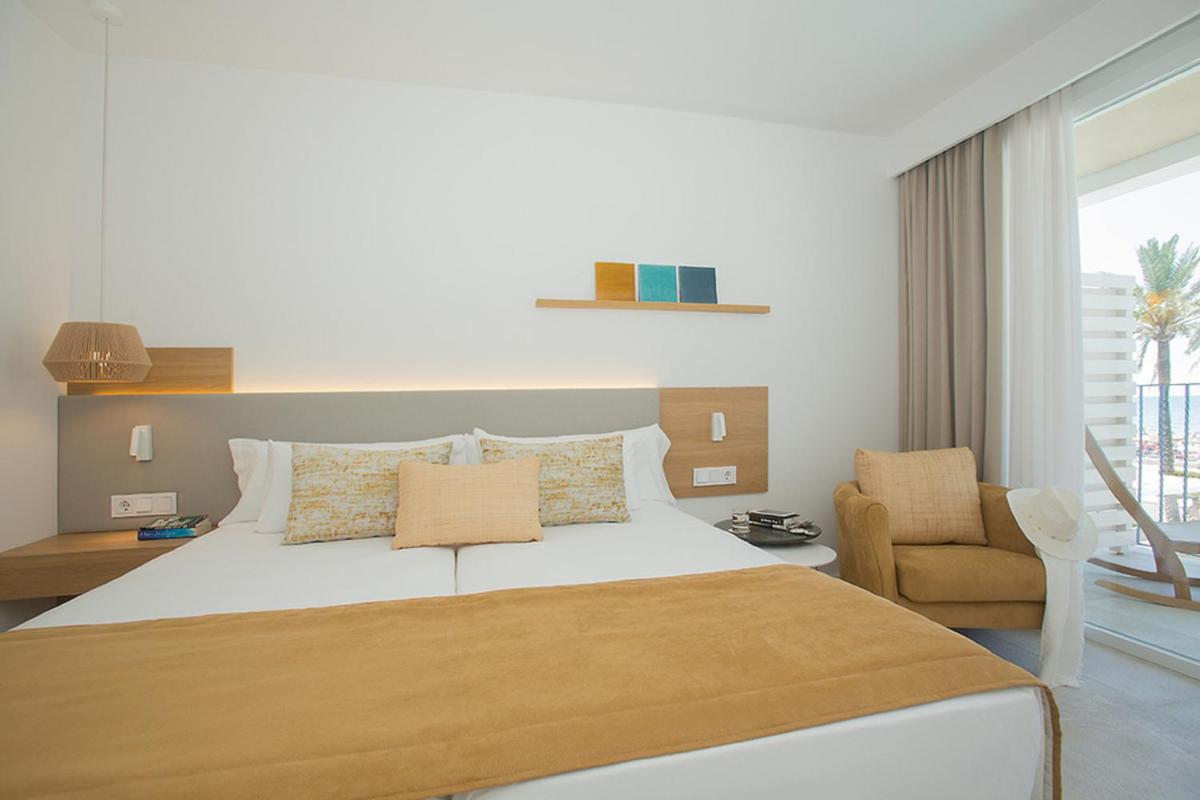 Cama o camas de una habitación en Myseahouse Flamingo - Adults Only 4* Sup