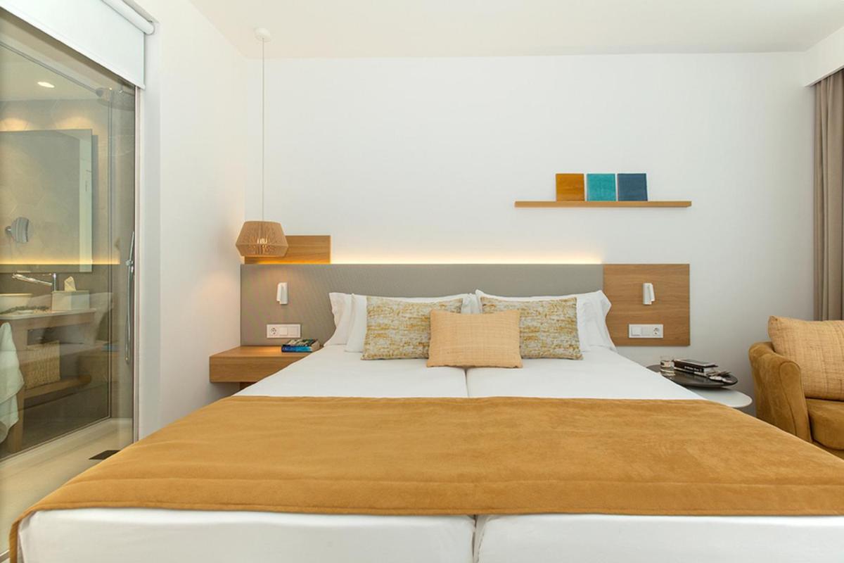 Cama o camas de una habitación en Myseahouse Flamingo - Adults Only 4* Sup