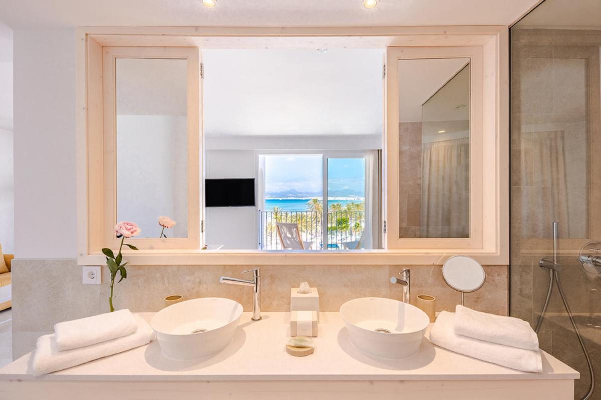 Un baño de Myseahouse Flamingo - Adults Only 4* Sup